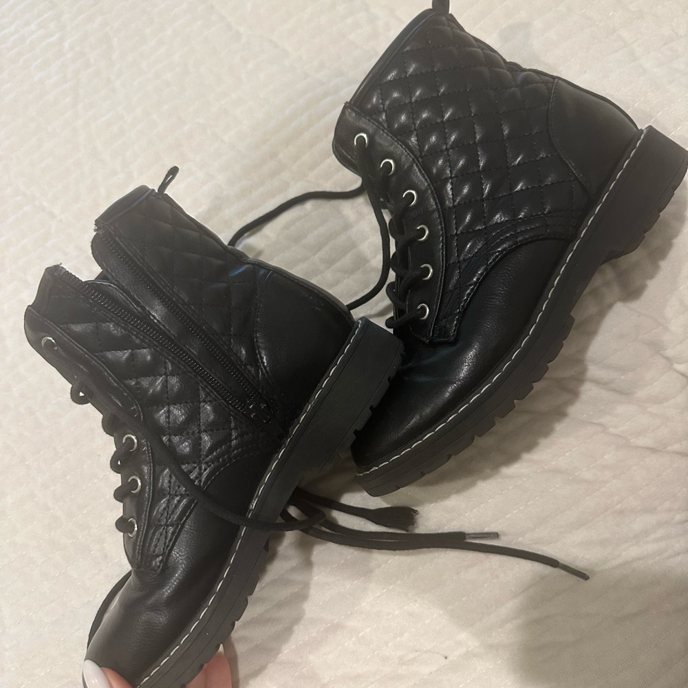 Steve Madden boots size 3 girls GUC